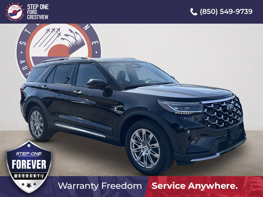 2025 Ford Explorer Platinum's photo