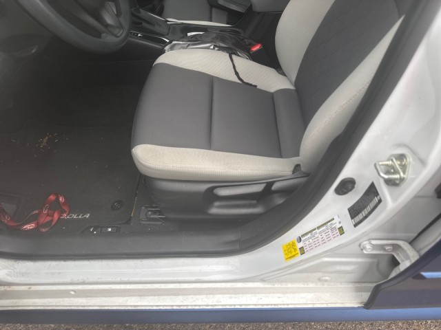 Used 2023  Toyota LE image 11