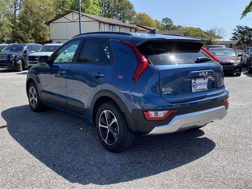 2025 Kia Niro EX photo 5