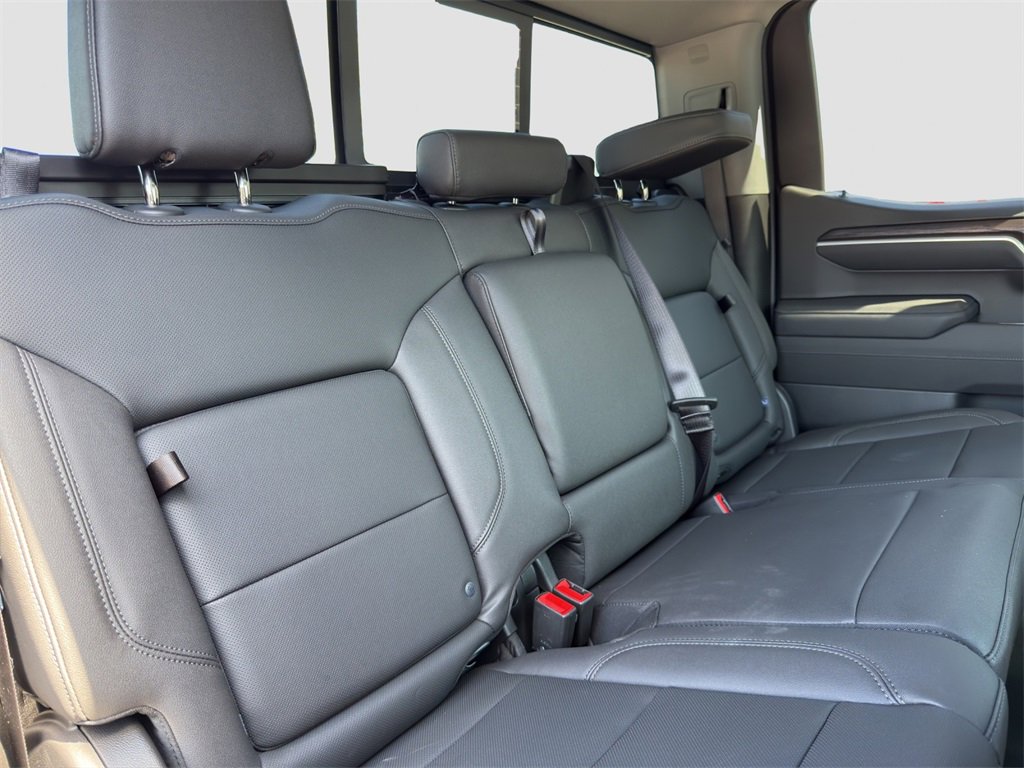 2026 Gmc Sierra 1500 SLT photo 19