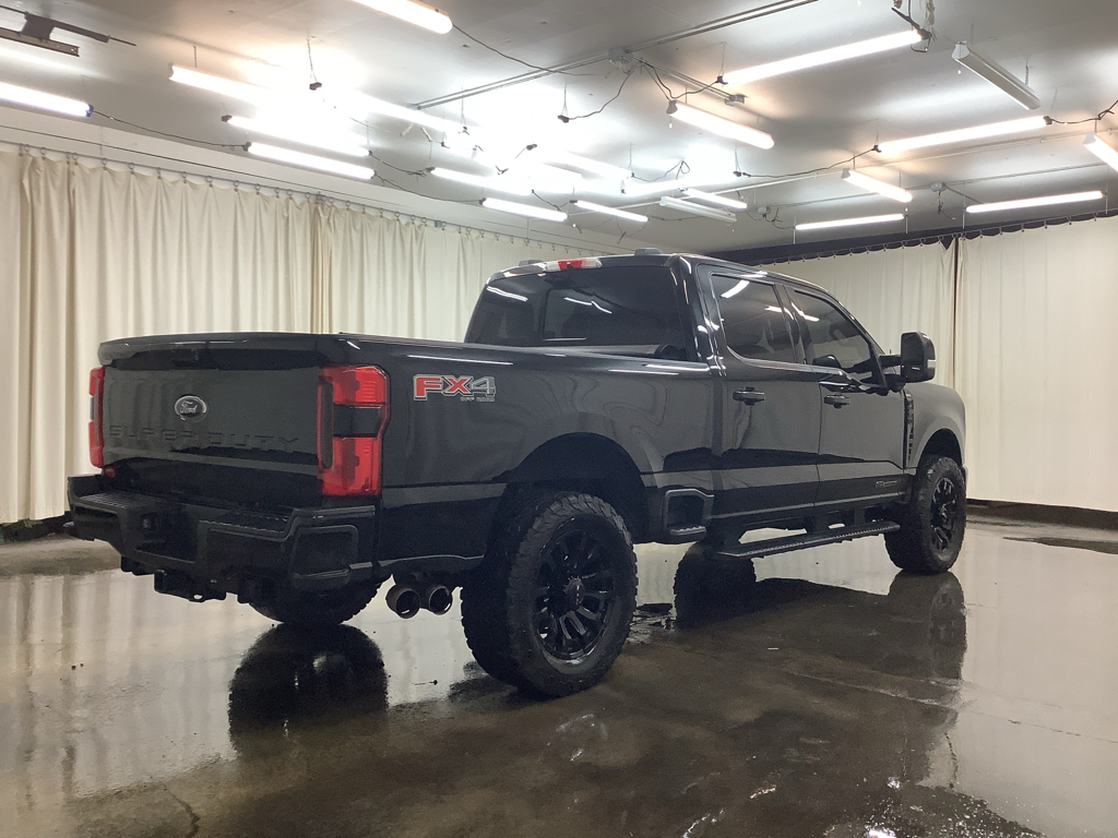 2023 Ford F-250 Lariat photo 5