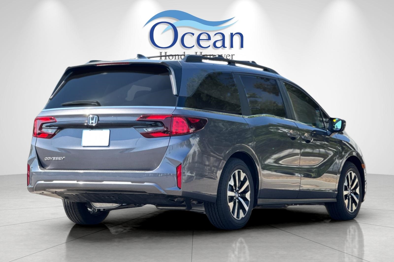 2026 Honda Odyssey EX-L photo 5