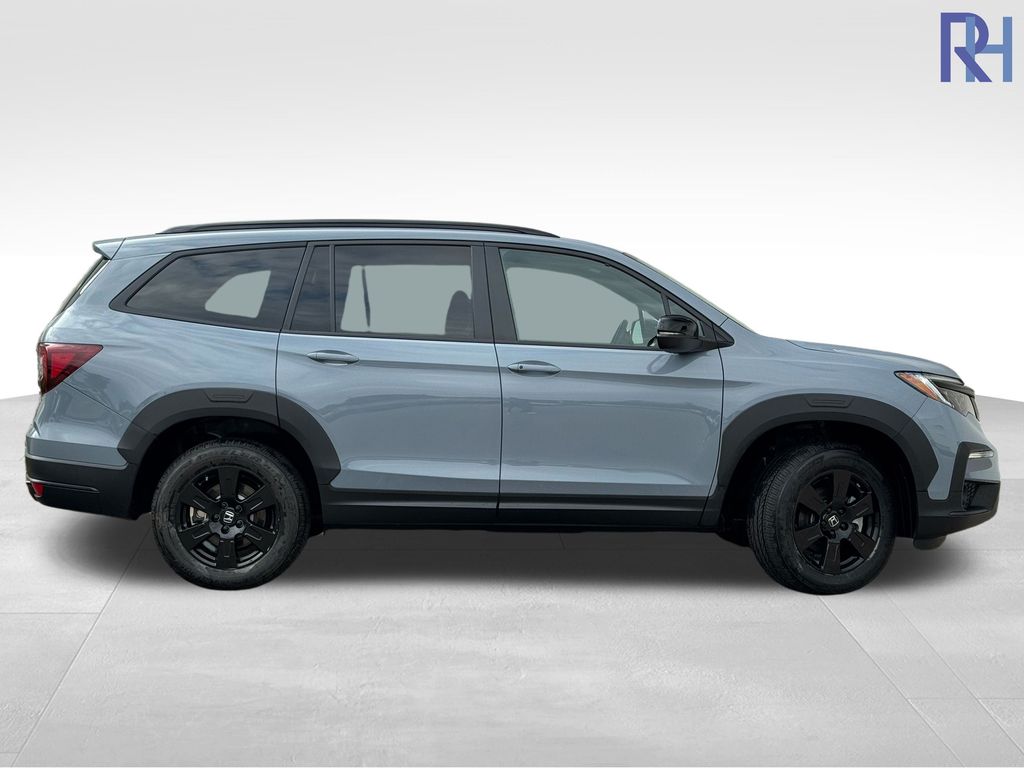 Certified 2022 Honda Pilot TrailSport with VIN 5FNYF6H84NB076683 for sale in Coon Rapids, Minnesota