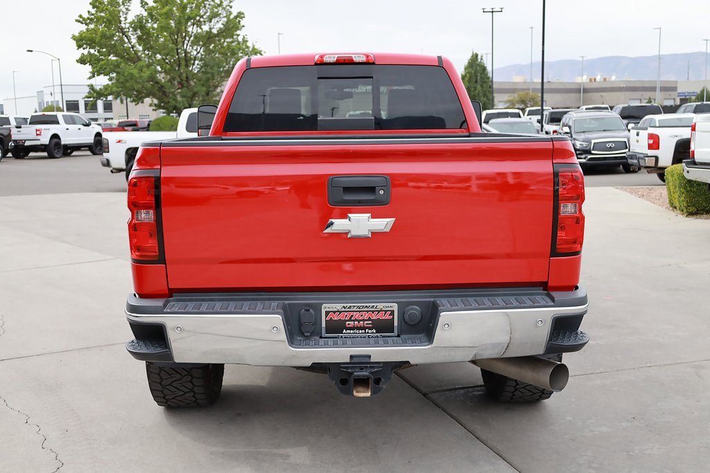 2015 Chevrolet Silverado 3500HD photo 5