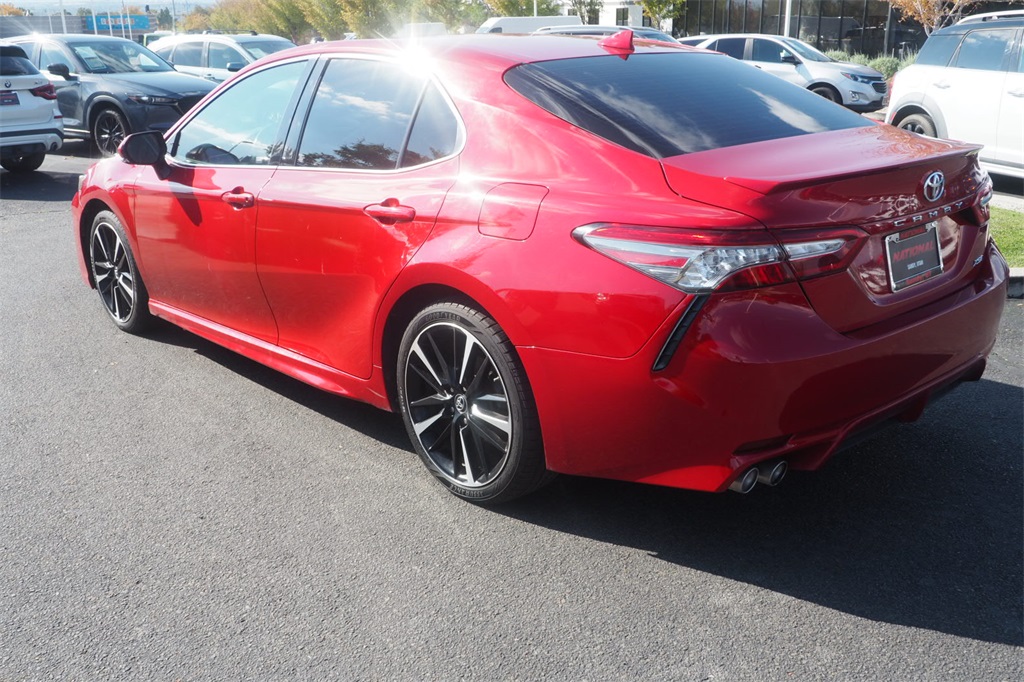2019 Toyota Camry XSE photo 7