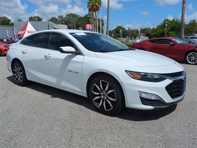 2023 Chevrolet Malibu RS photo 2