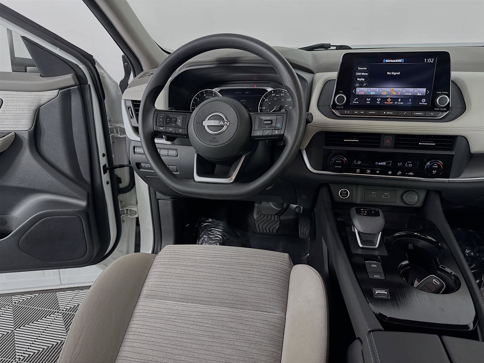 2023 Nissan Rogue SV photo 19