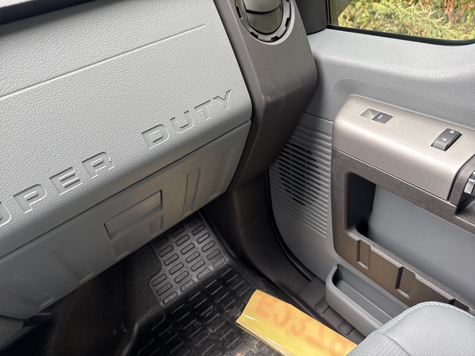 2026 Ford F-750 photo 11
