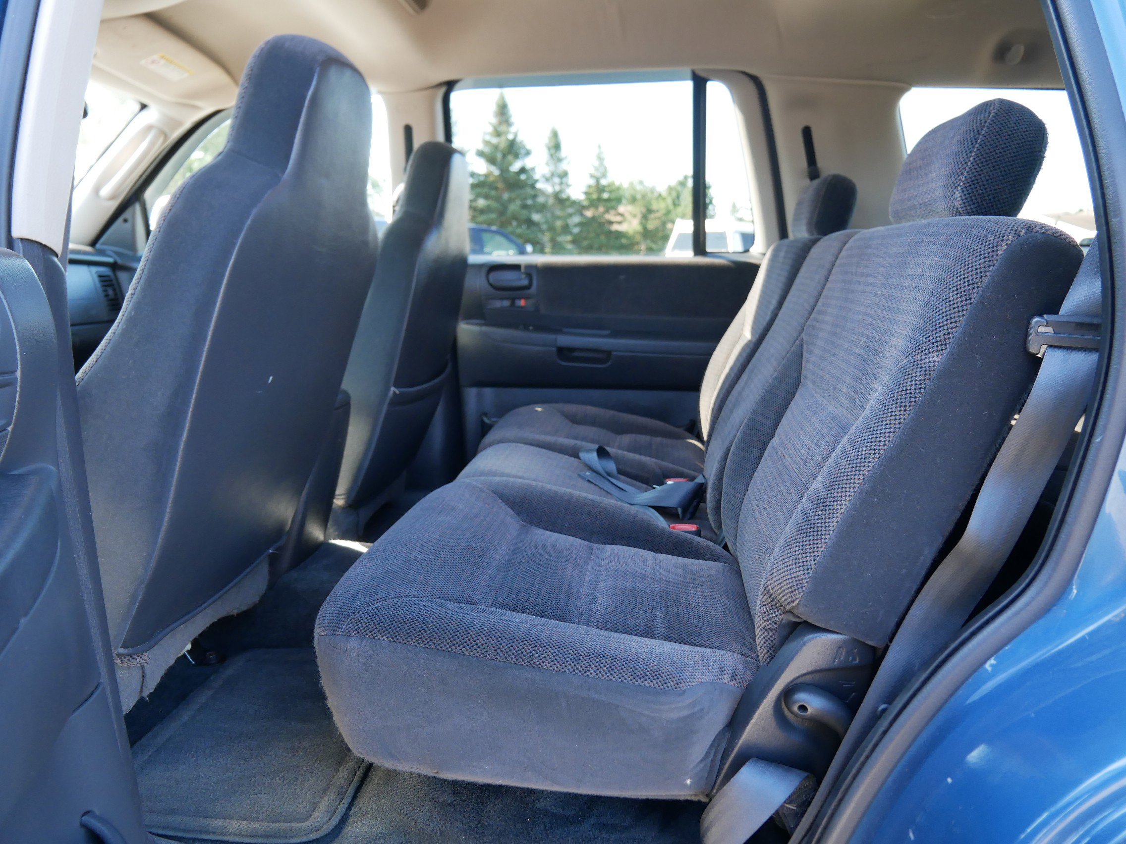 2002 Dodge Durango SLT photo 11