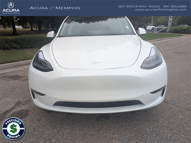 2024 Tesla Model Y Standard Range photo 8