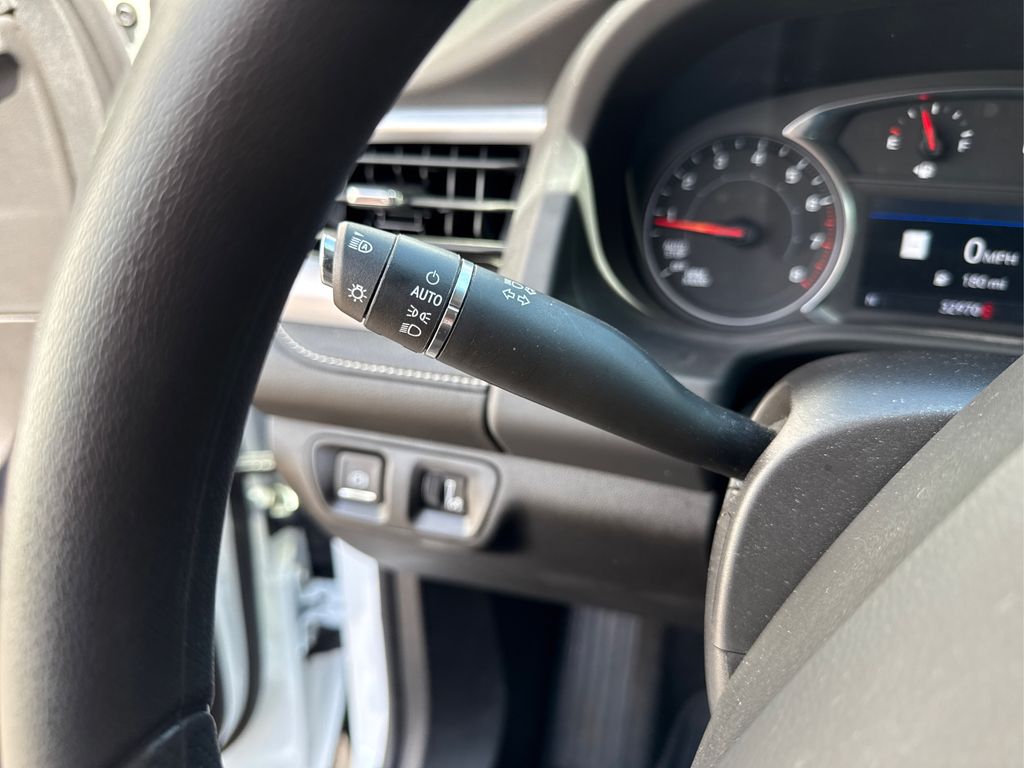 2023 Gmc Acadia SLE photo 26