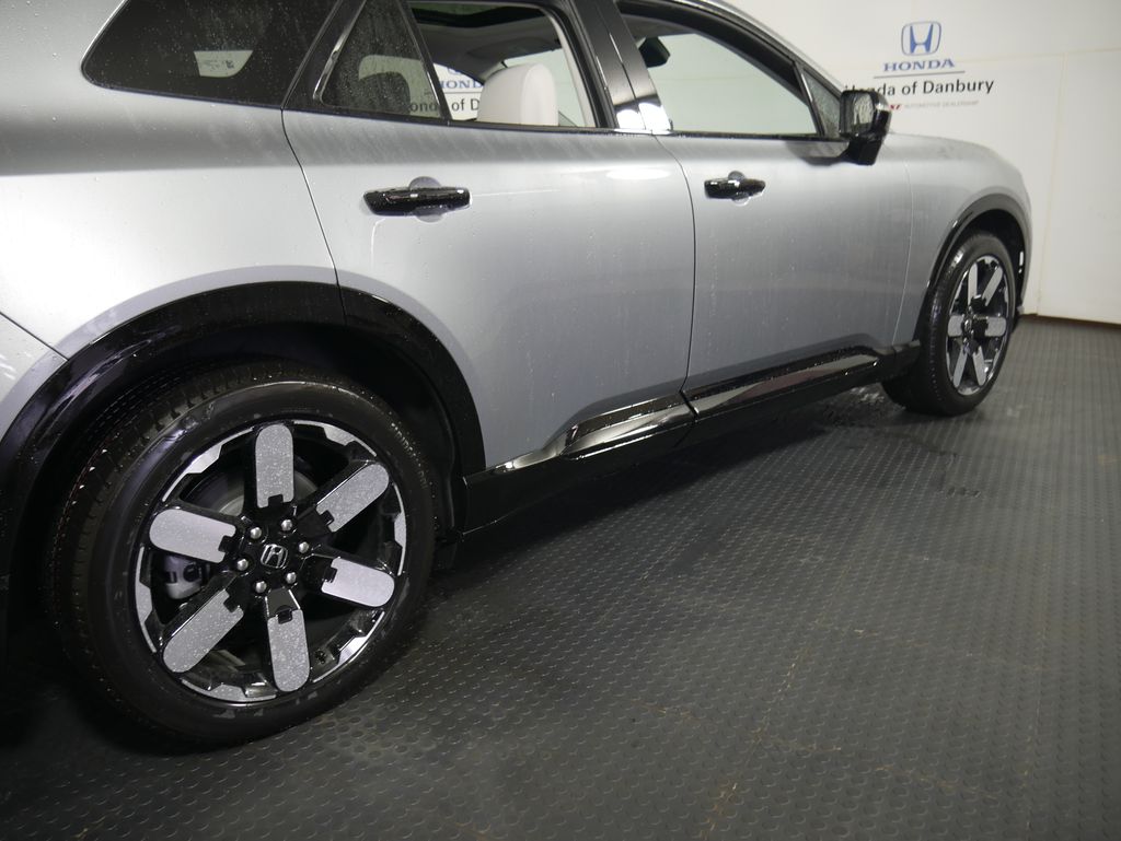 2026 Honda Prologue Elite Touring photo 2