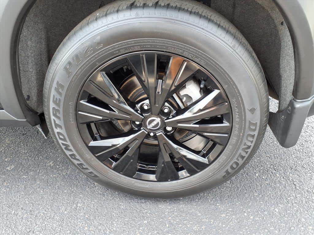 2023 Nissan Rogue SV photo 8