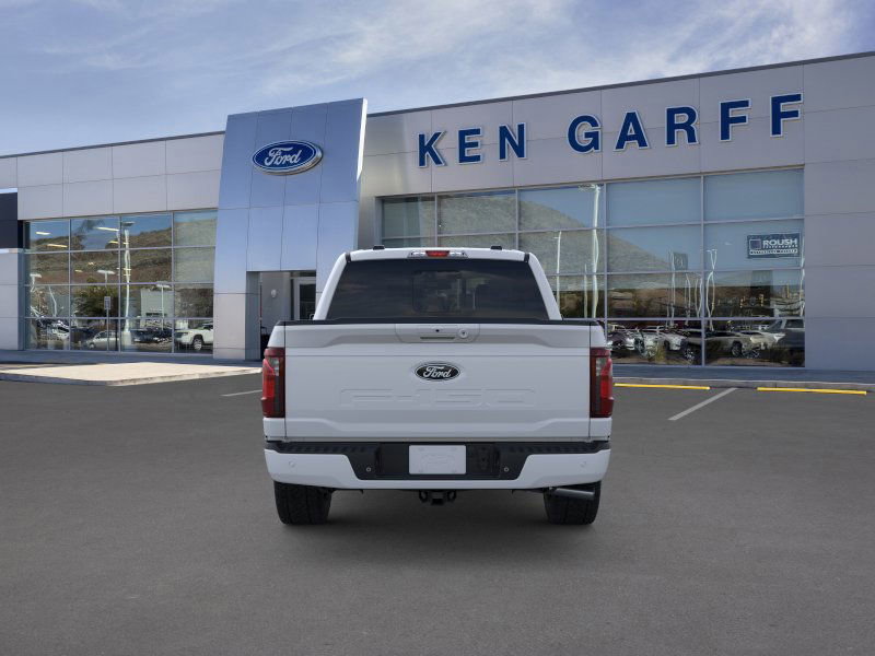 2025 Ford F-150 XLT photo 2