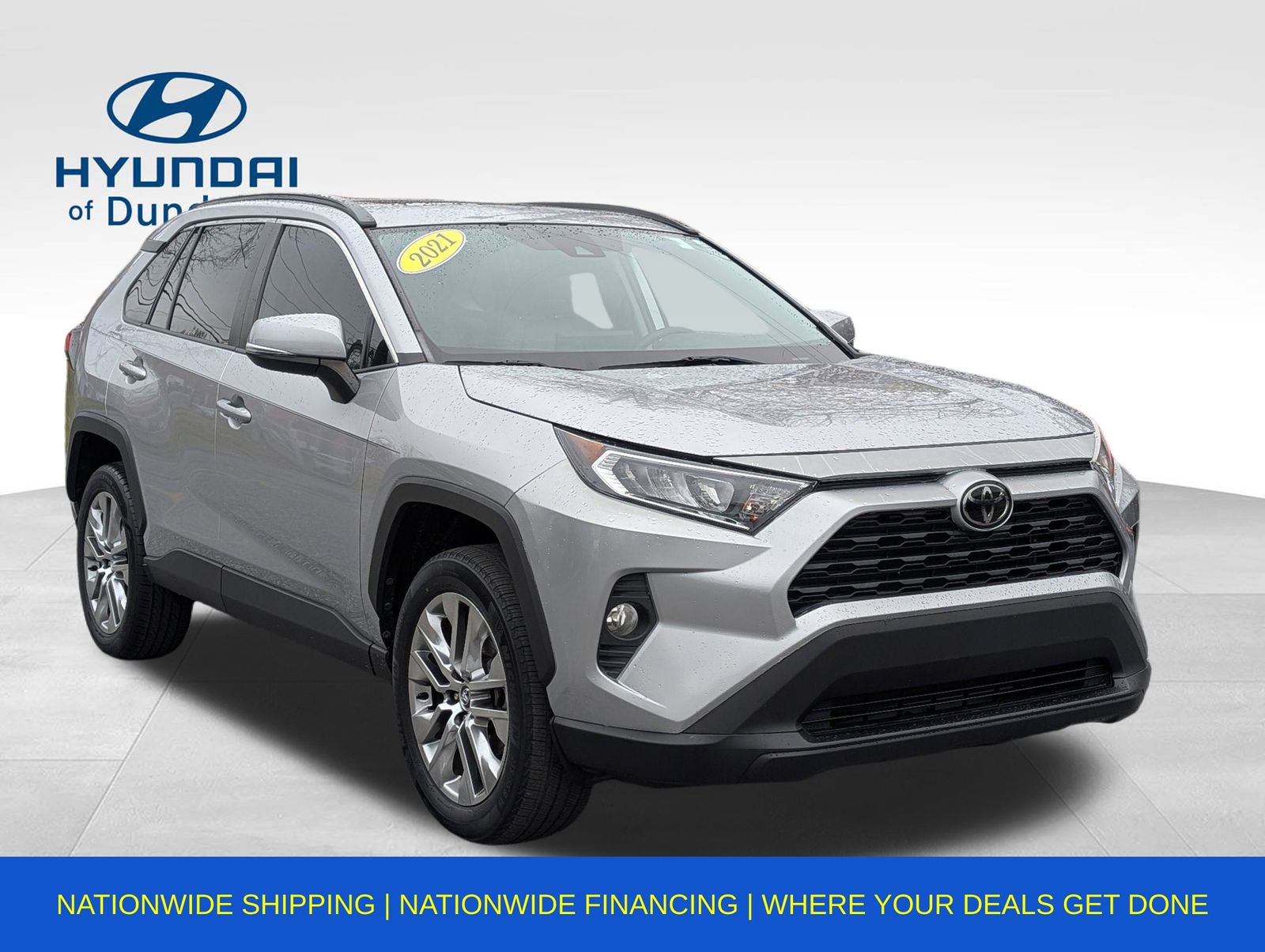 2021 Toyota RAV4 XLE Premium's photo