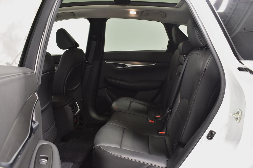 2025 Infiniti QX50 Luxe AWD photo 28