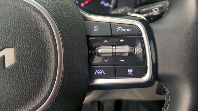 Used 2023 Aurora Black Kia EX image 19