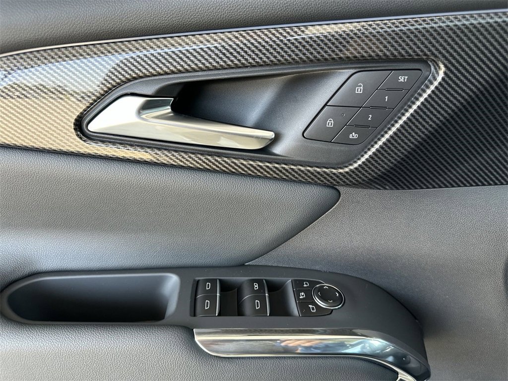2026 Chevrolet Traverse High Country photo 24