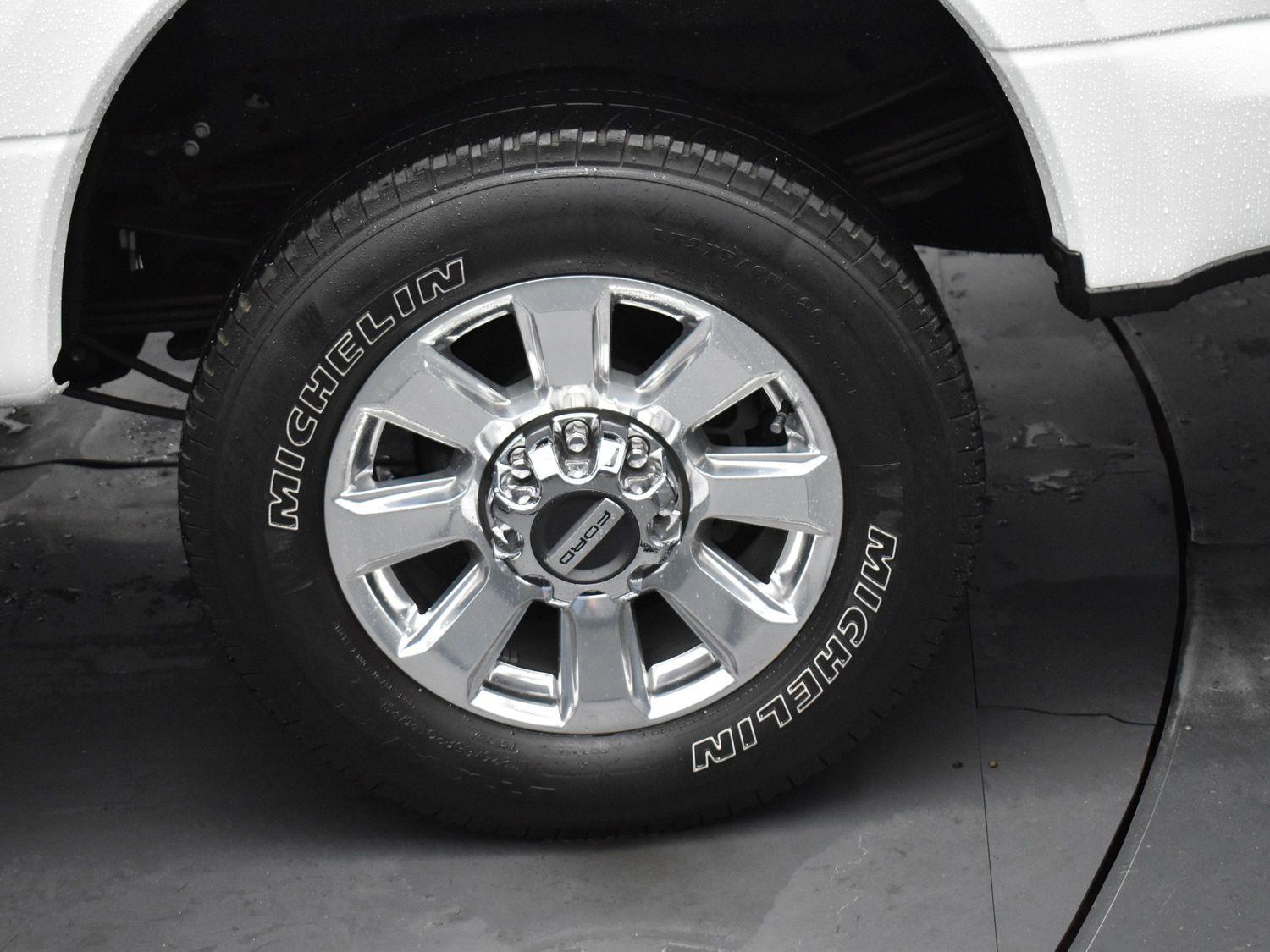 2022 Ford F-250 Platinum photo 32