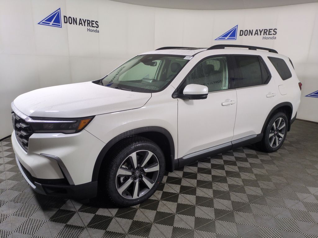 2025 Honda Pilot Touring's photo