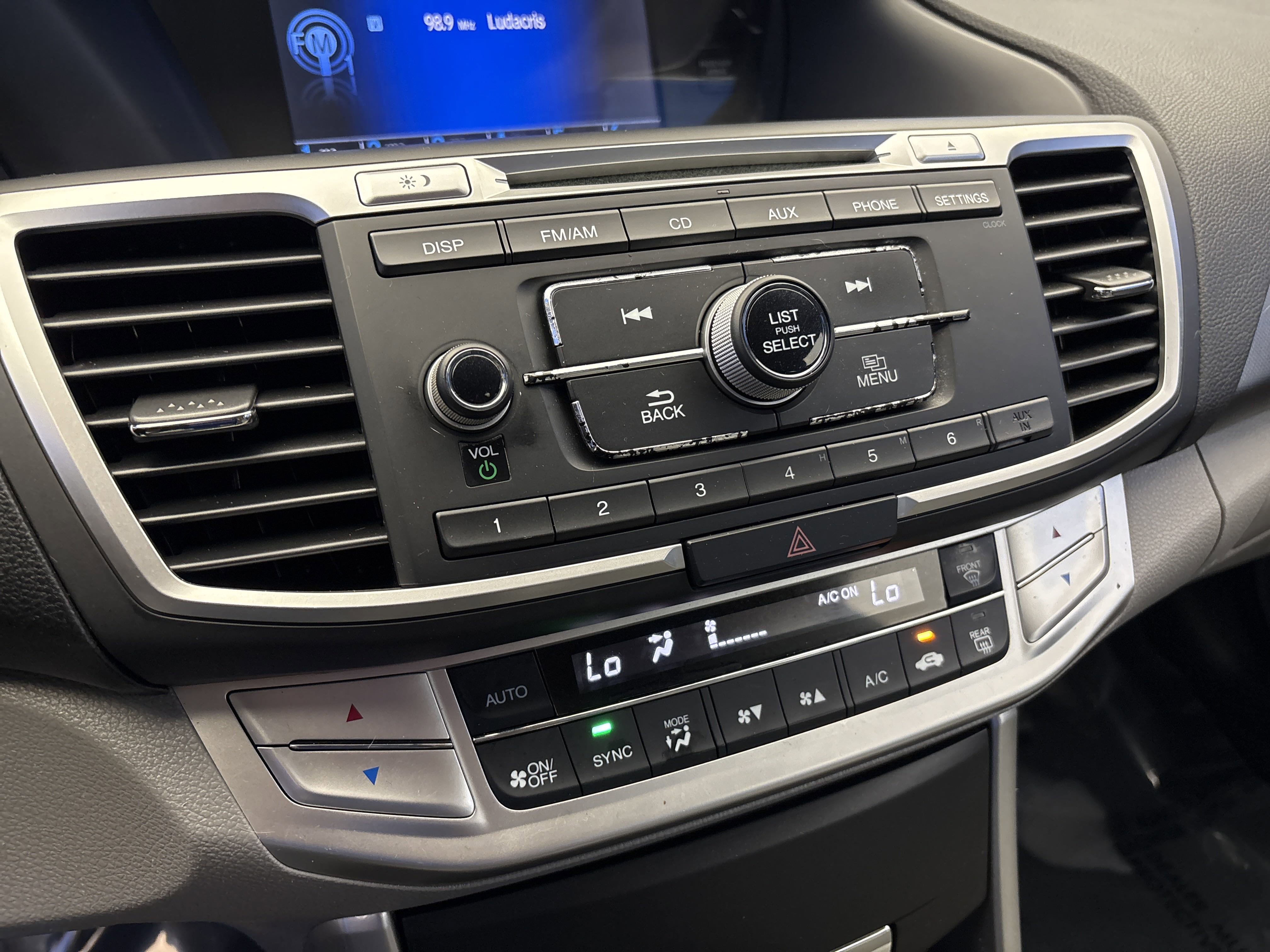 2013 Honda Accord LX photo 15