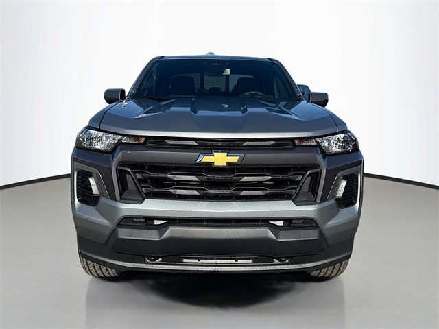 2026 Chevrolet Colorado LT photo 2