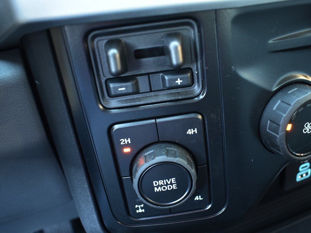 2026 Ford F-350 XLT photo 17