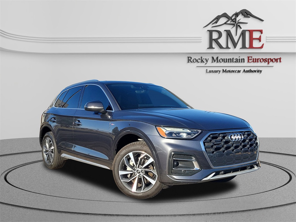 2022 Audi Q5 Premium Plus's photo