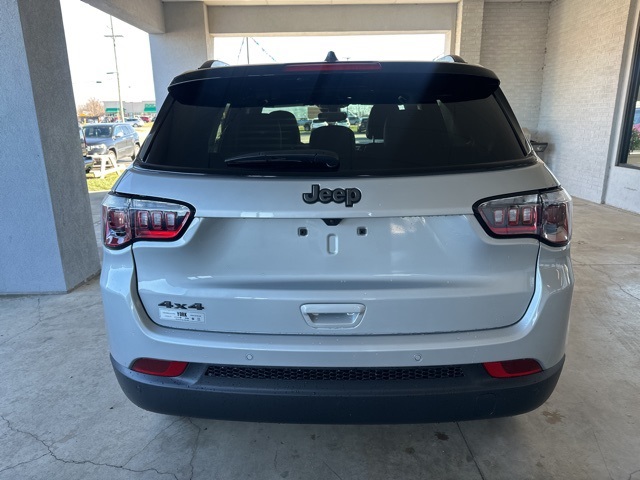 2026 Jeep Compass Limited Altitude photo 2