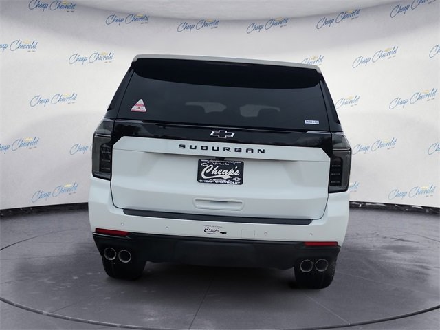 2026 Chevrolet Suburban Z71 photo 4