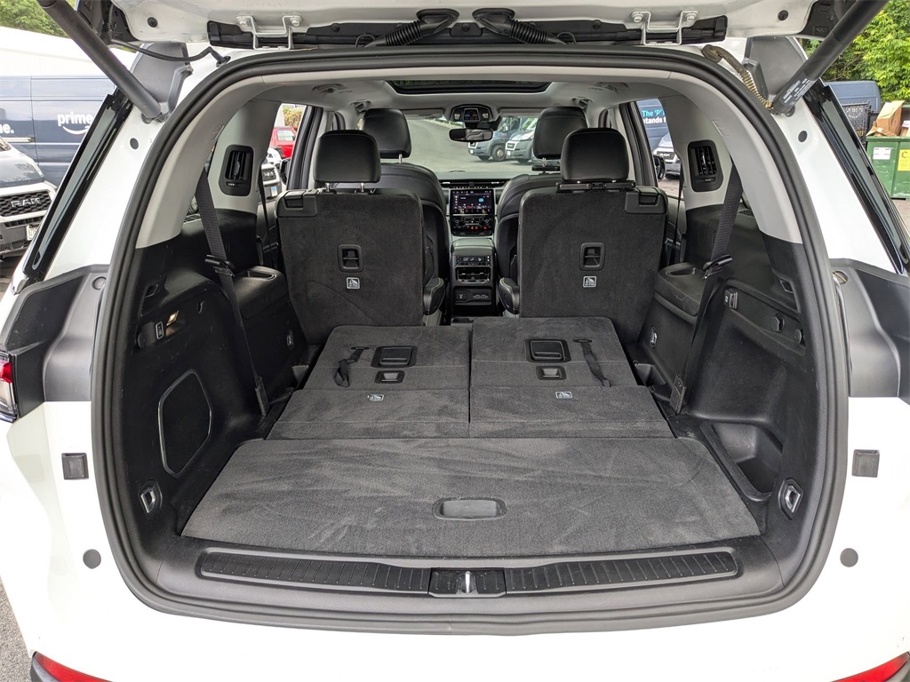 2021 Jeep Grand Cherokee Limited photo 4