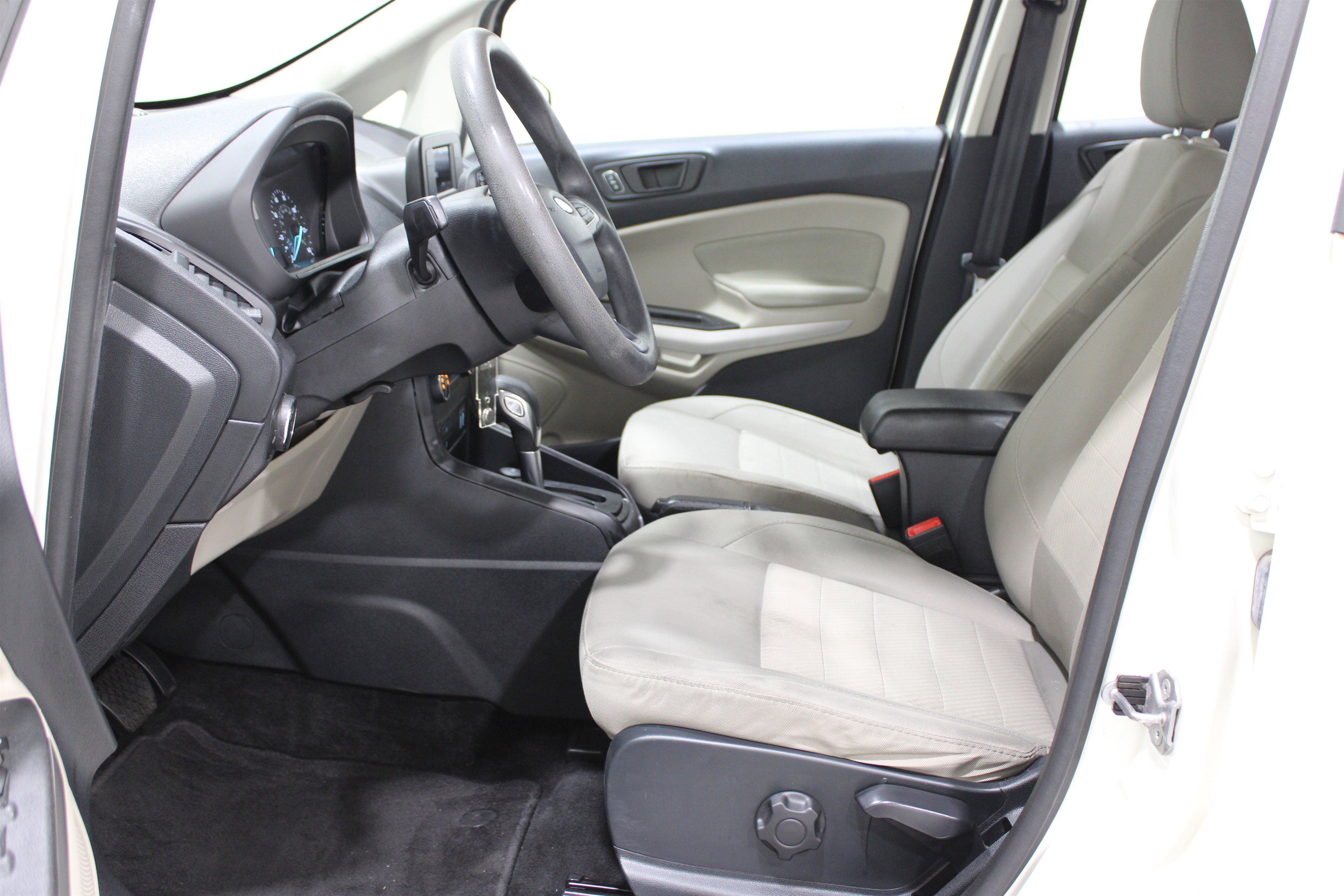 2020 Ford EcoSport S photo 3