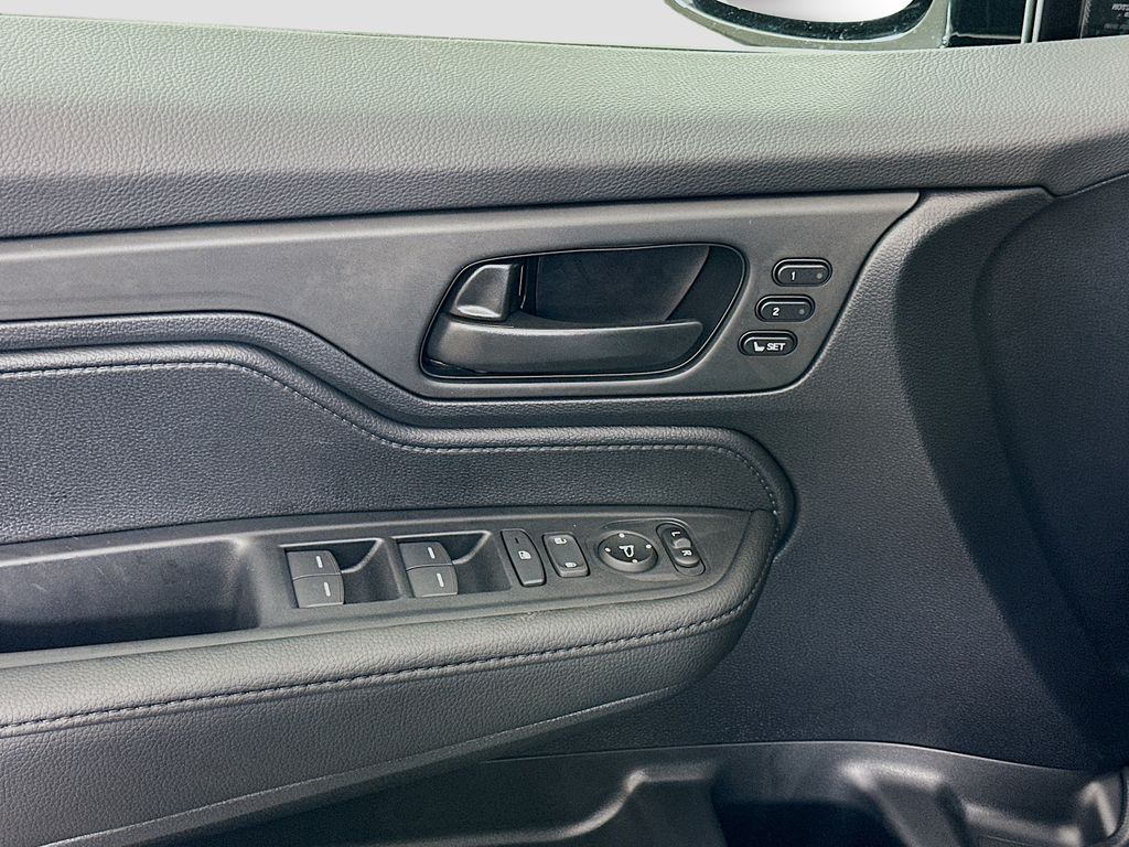 2026 Honda Odyssey Sport photo 17