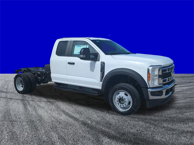 2025 Ford F-450 XL photo 2