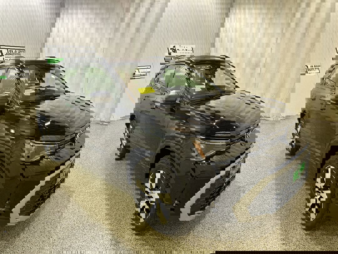 2025 Volkswagen Taos S's photo