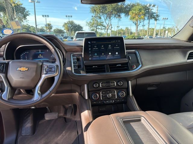 2023 Chevrolet Suburban LT photo 8