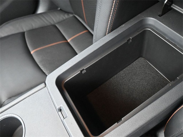 2021 Nissan Altima 2.5 SR photo 9