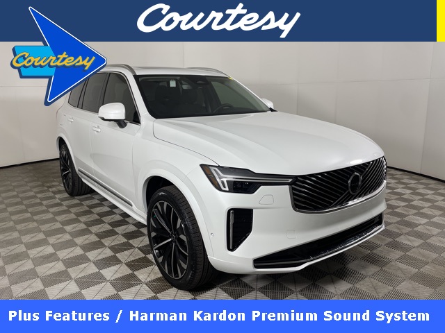 2025 Volvo XC90 Plus's photo