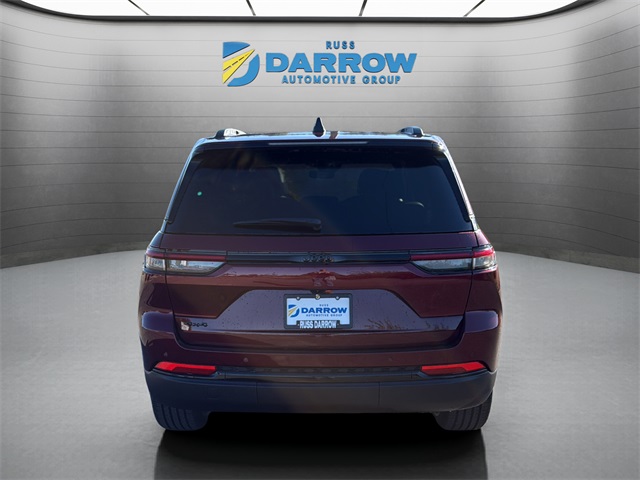 2025 Jeep Grand Cherokee Laredo photo 4