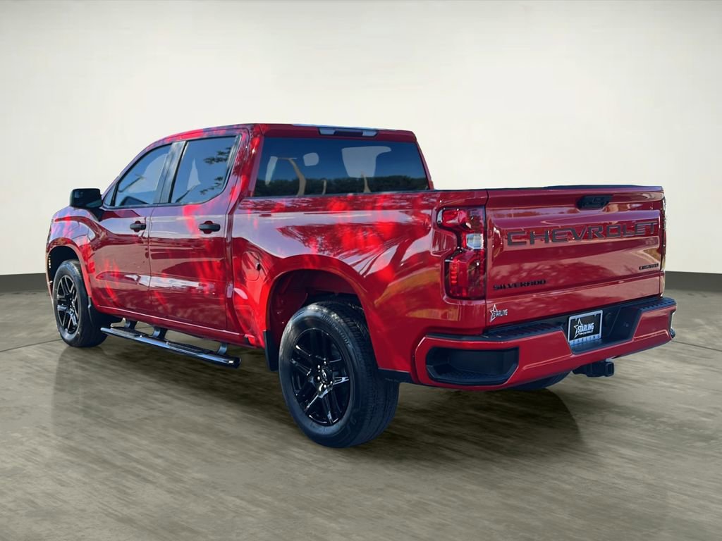 2023 Chevrolet Silverado 1500 Custom photo 4