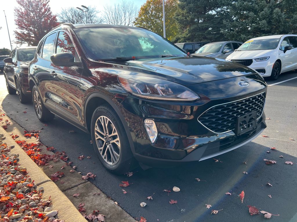 2020 Ford Escape SEL