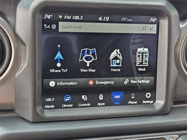 2023 Jeep Gladiator Willys photo 20