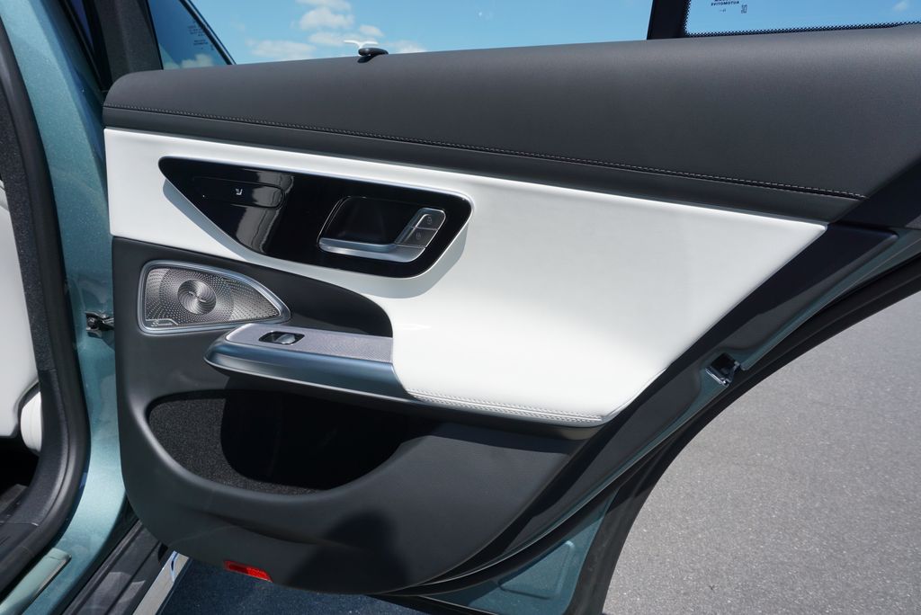 2026 Mercedes Benz E 450 4MATIC All-Terrain photo 50