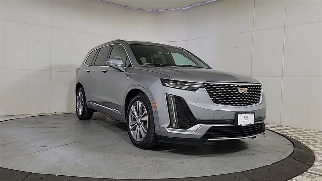 2025 CADILLAC XT6 - Image 2