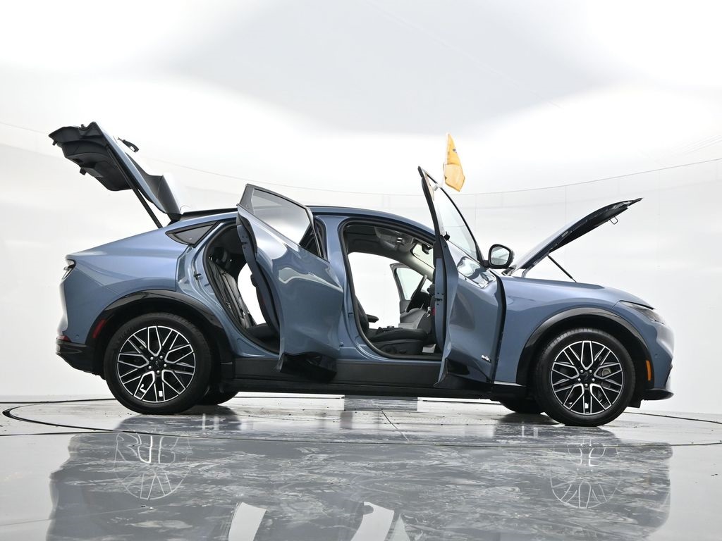 2024 Ford Mustang Mach-E Premium photo 52