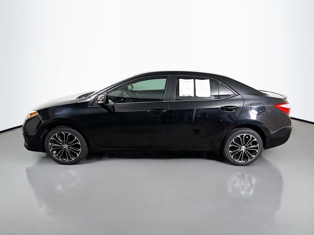 2016 Toyota Corolla Plus photo 4