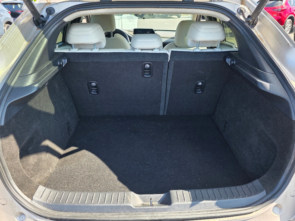 2022 Mazda CX-30 2.5 S Premium photo 4