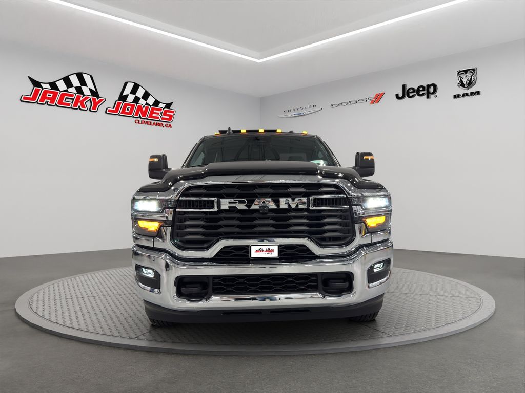2025 Ram 3500 Tradesman photo 11