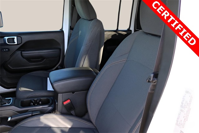2024 Jeep Gladiator Willys photo 11