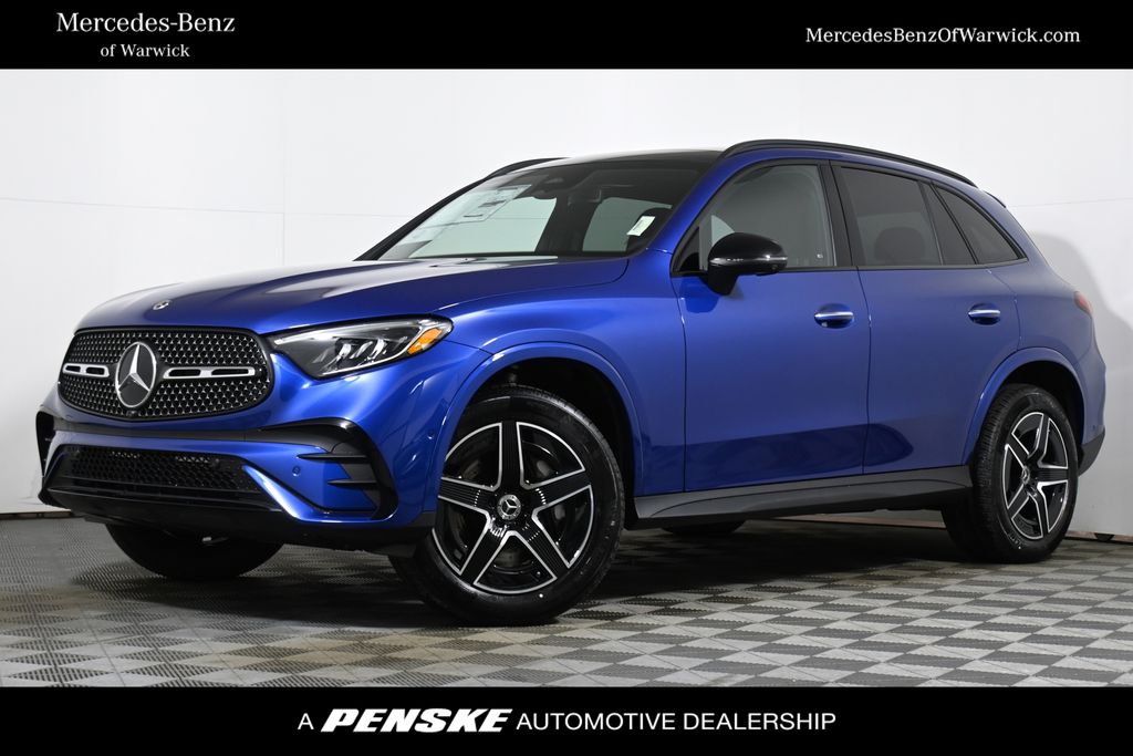 2026 Mercedes-Benz GLC Base's photo